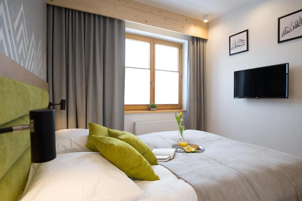 Apartament Modern Green W Centrum Z Widokiem Na Giewont Zakopane 0*,  Poland